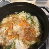 鶏ひき肉の麹ミルフィーユ鍋